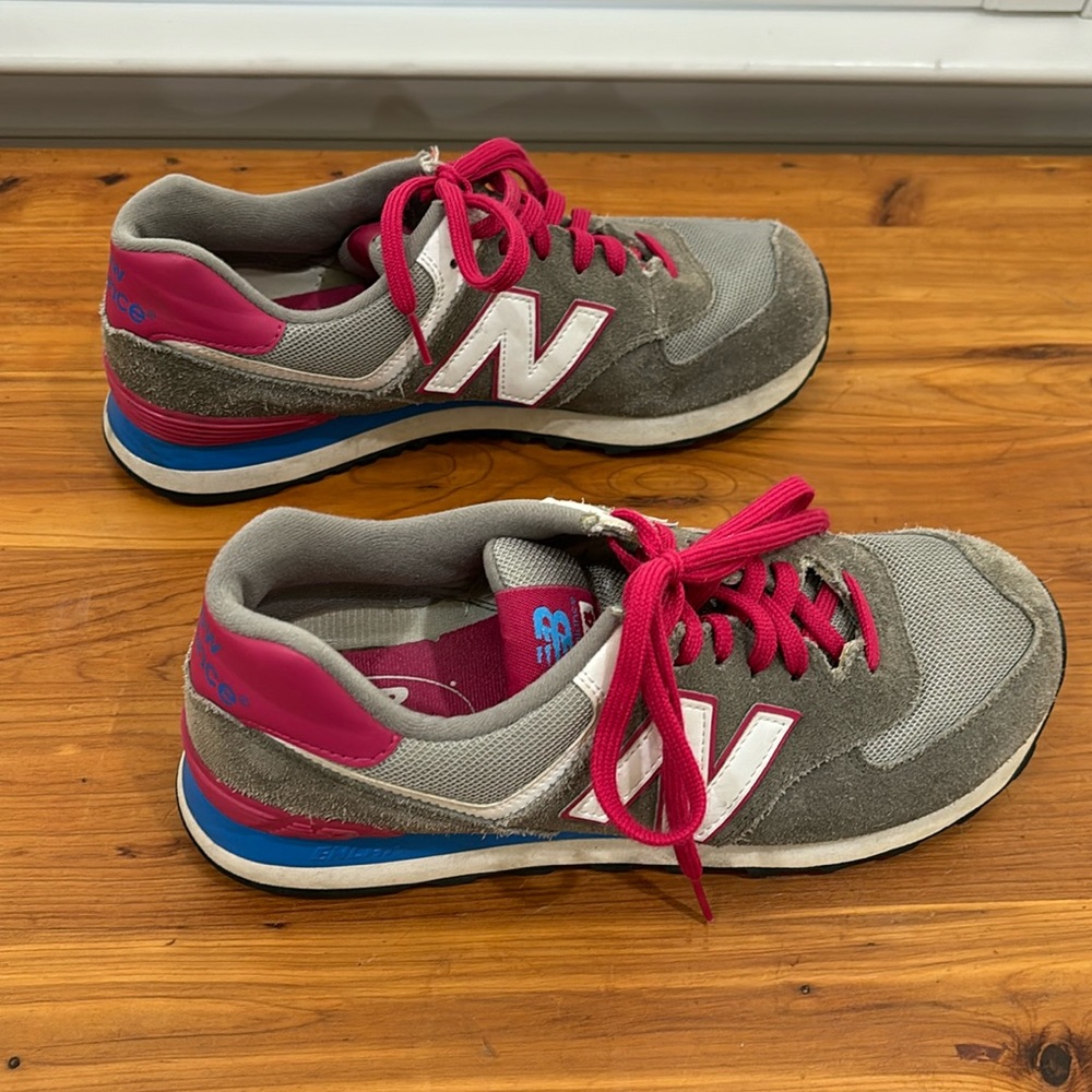 New Balance 574 'Grey Pink' size 10